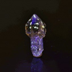 Quartz luciole à inclusions de pétrole - Madirobe, Madagascar