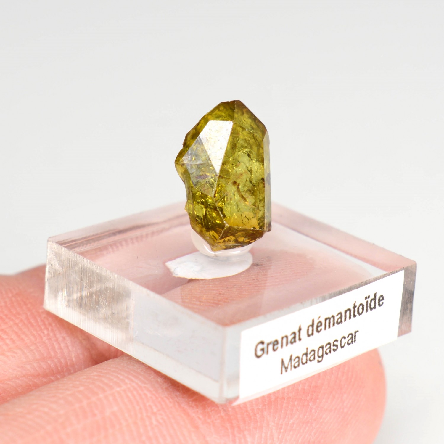 Demantoid garnet - Antetezambato, Ambanja District, Madagascar