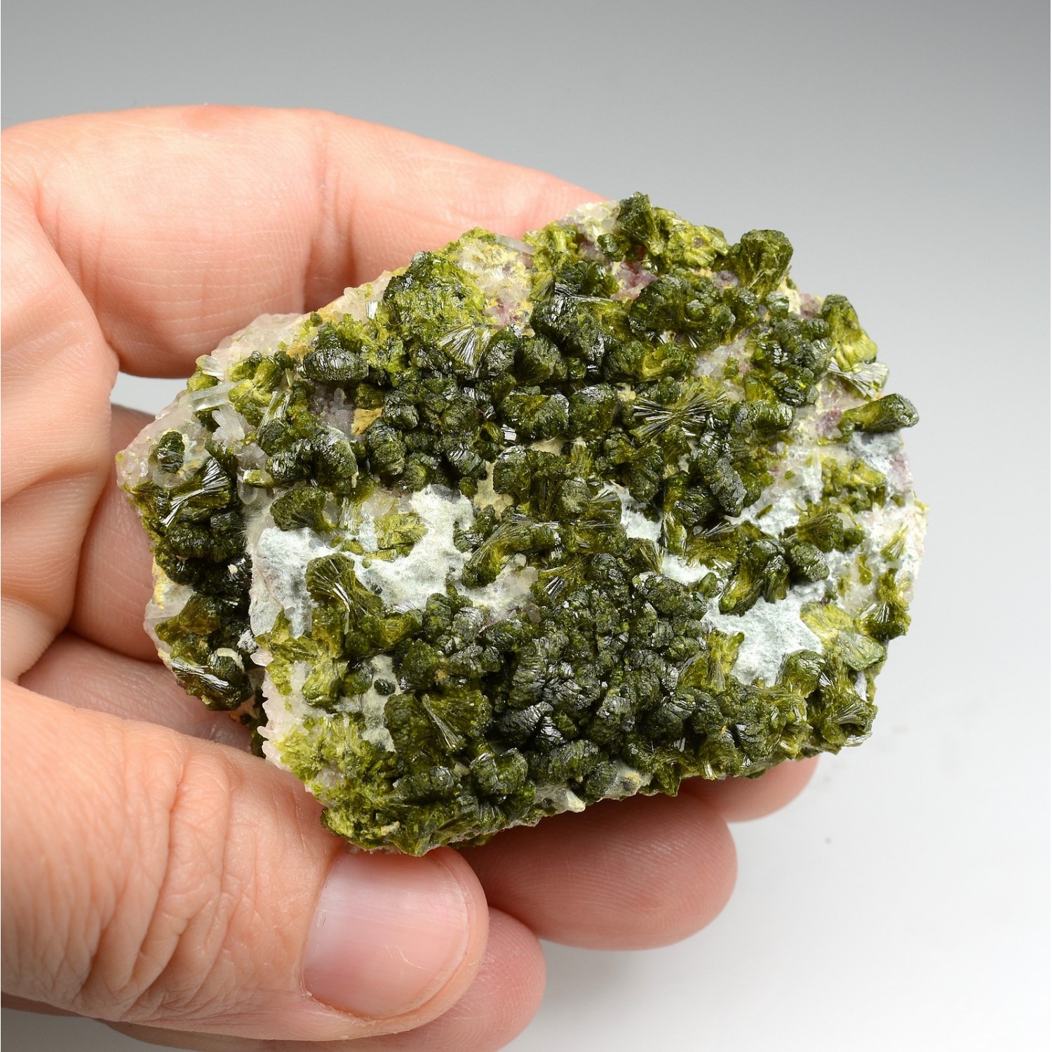 Epidote - Imilchil, Maroc