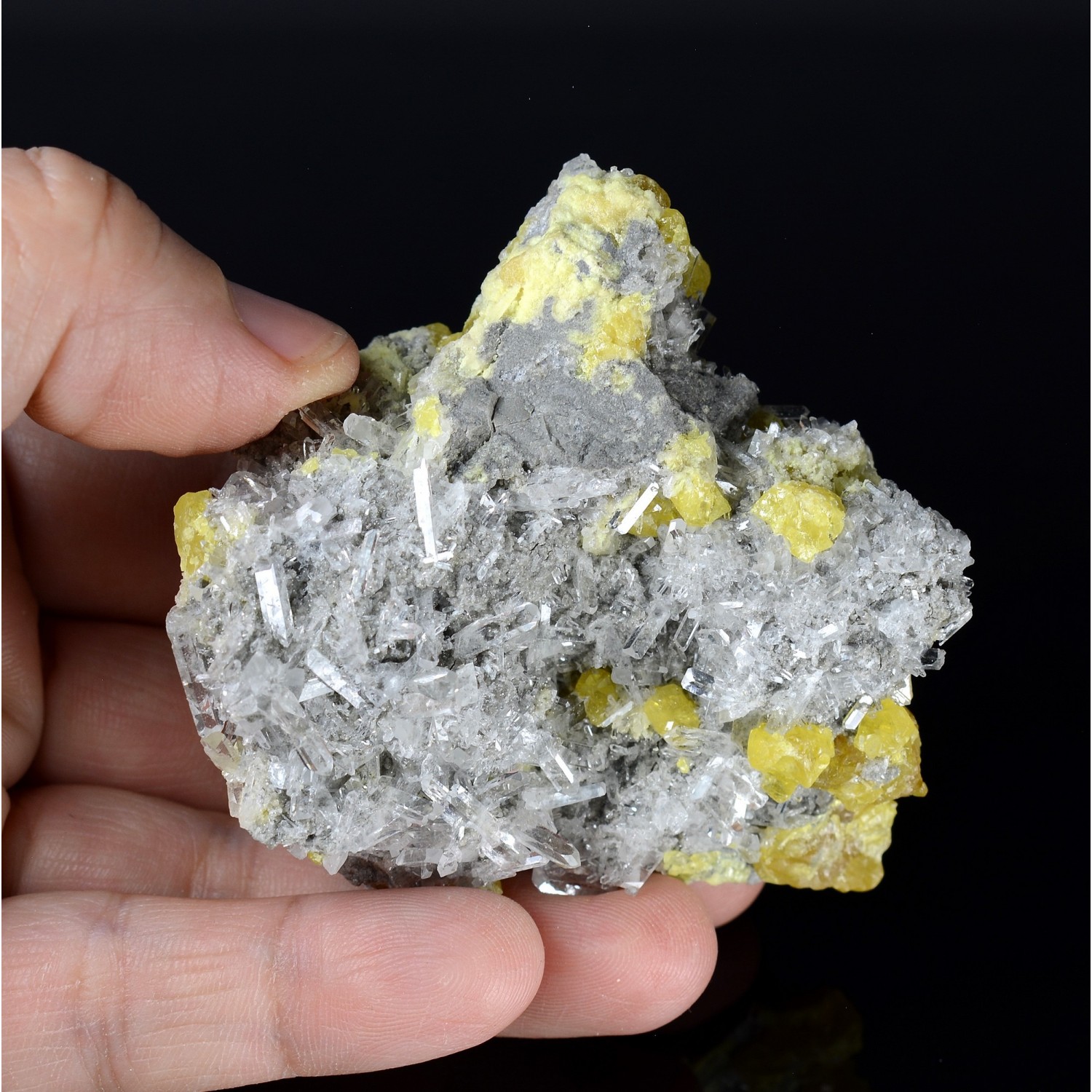 Sulfur and celestine - Caltanisetta, Sicily, Italy