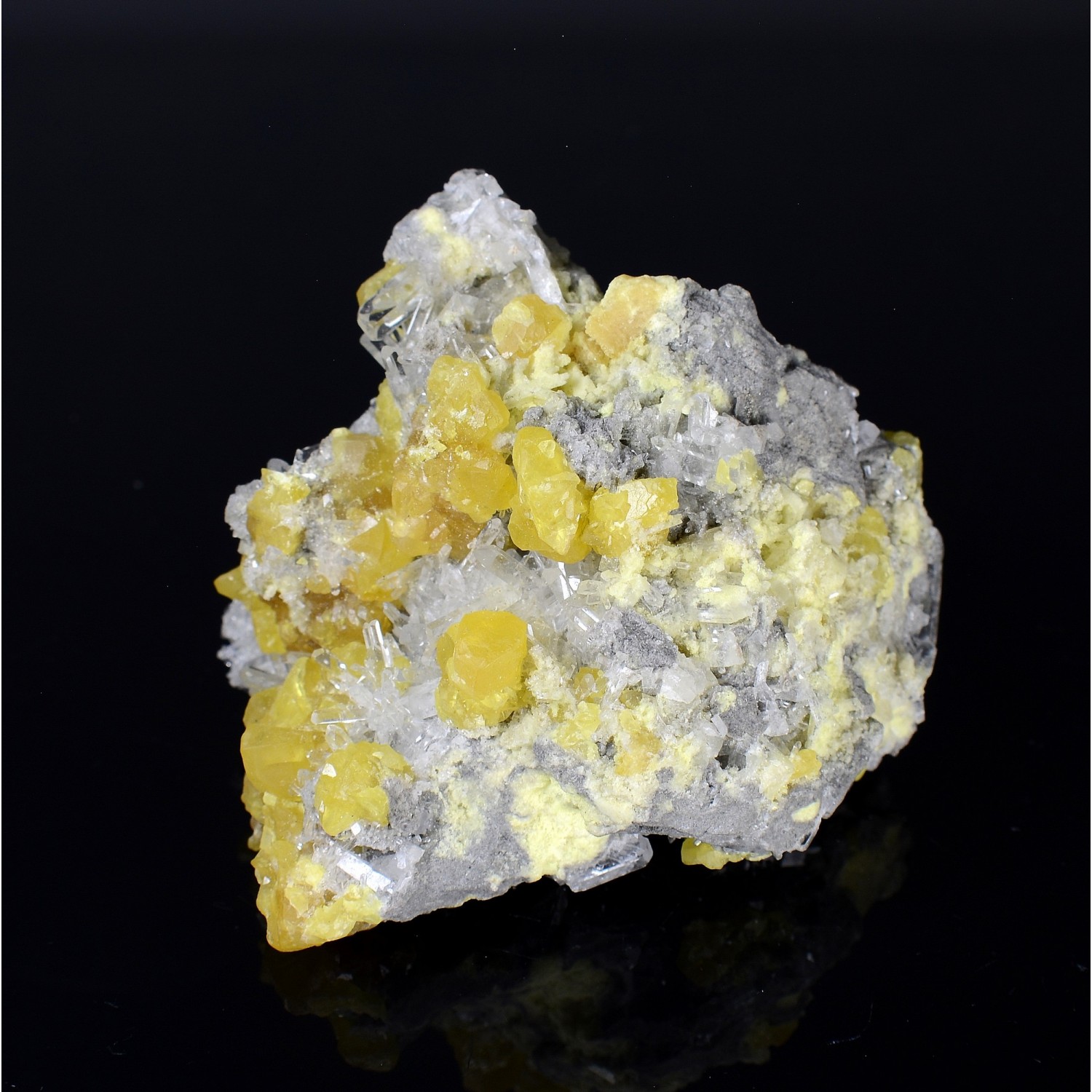 Sulfur and celestine - Caltanisetta, Sicily, Italy