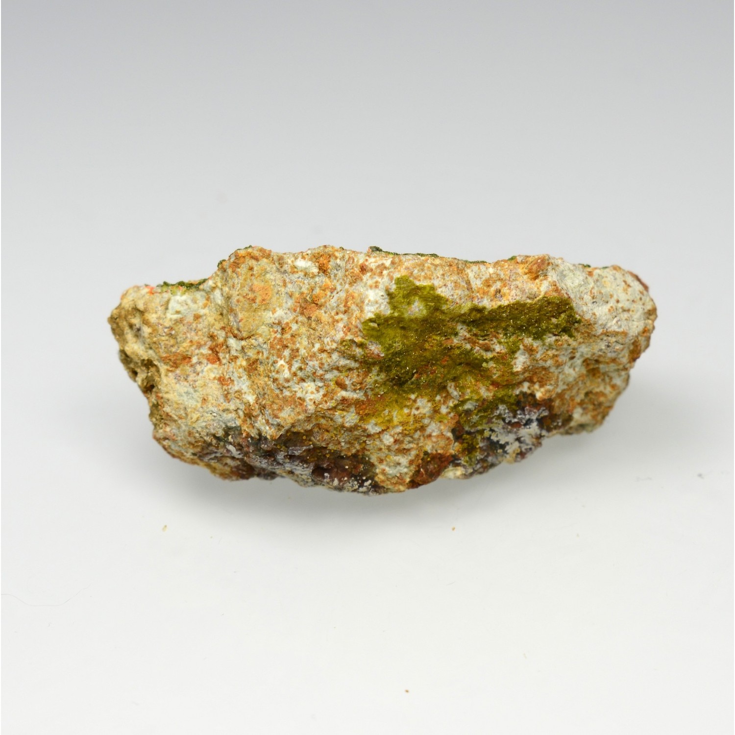 Pyromorphite and crocoïte - Nontron, Dordogne, France