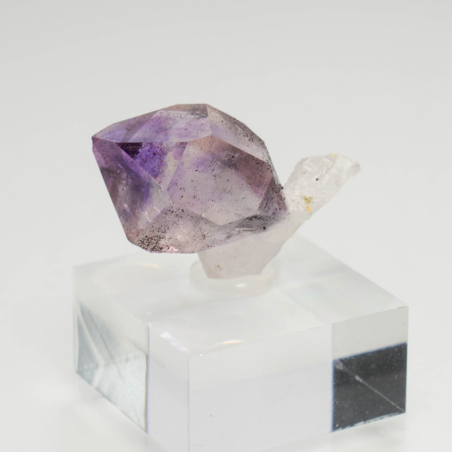 Quartz améthyste - Maro Vaolavo, Addilamena, Taomasina, Madagascar