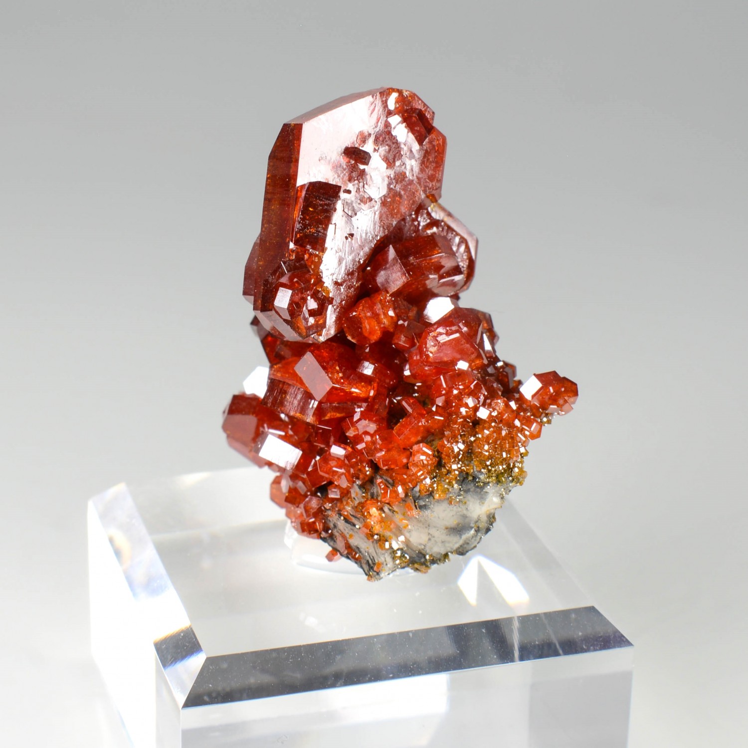 Vanadinite - Disctrict minier de Mibladen, Maroc