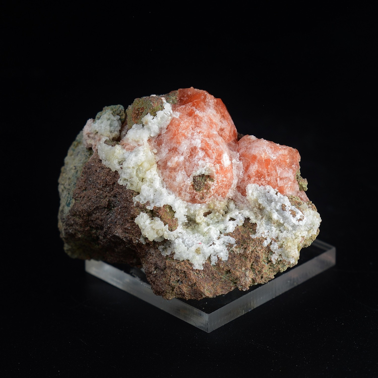 Analcime - Mont Kahovan, district d'Amirabad, province de Semnan, Perse