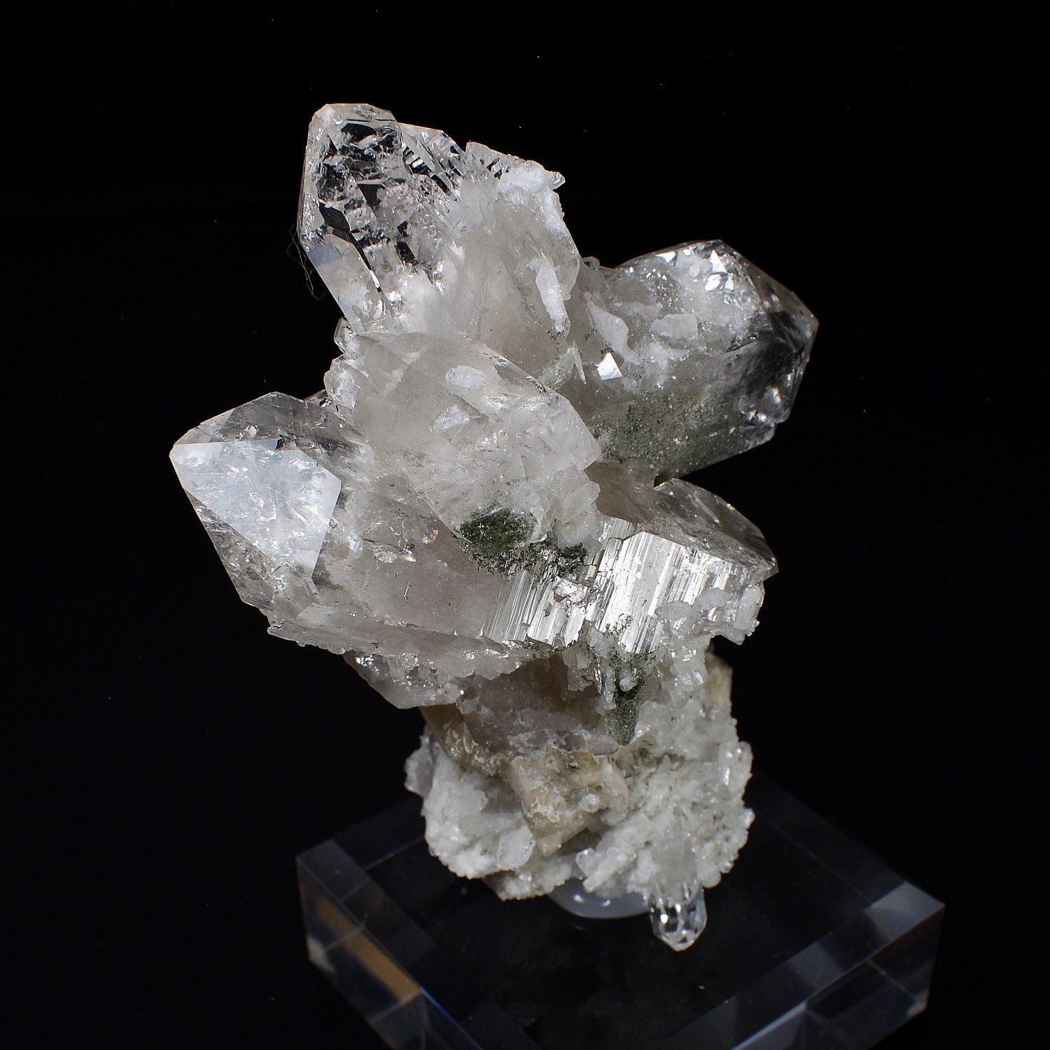 Quartz, chlorite, calcite - Plan du Lac, Oisans, Isère, France.