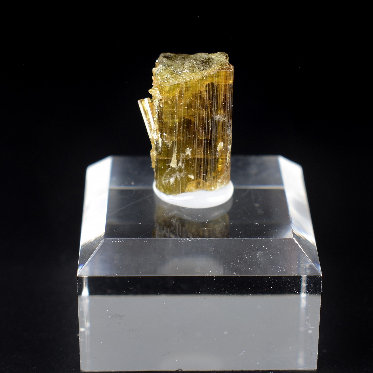 Vesuvianite - Bellecombe, Châtillon, Aosta Valley, Italy