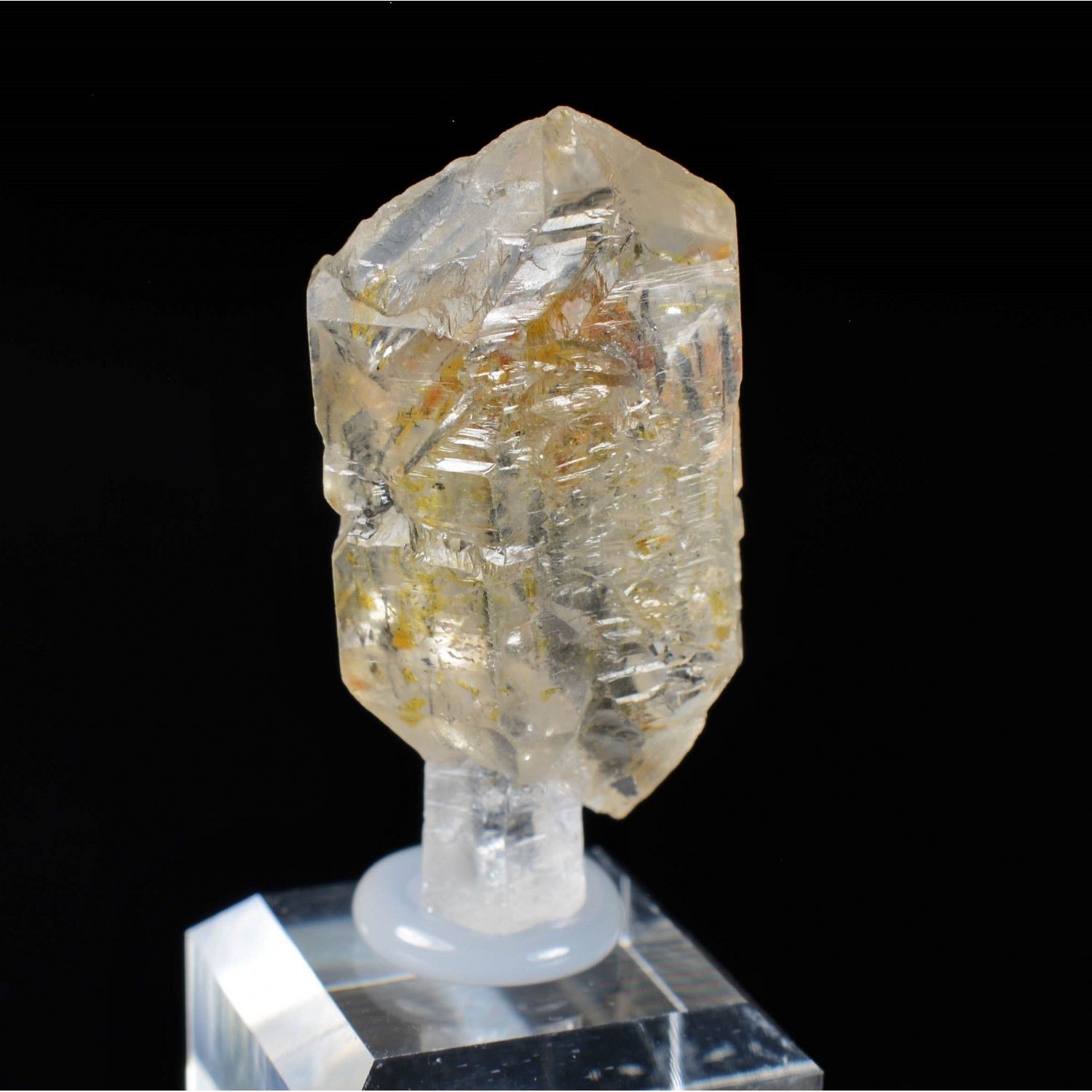 Firefly quartz with petroleum inclusions - Madirobe, Madagascar