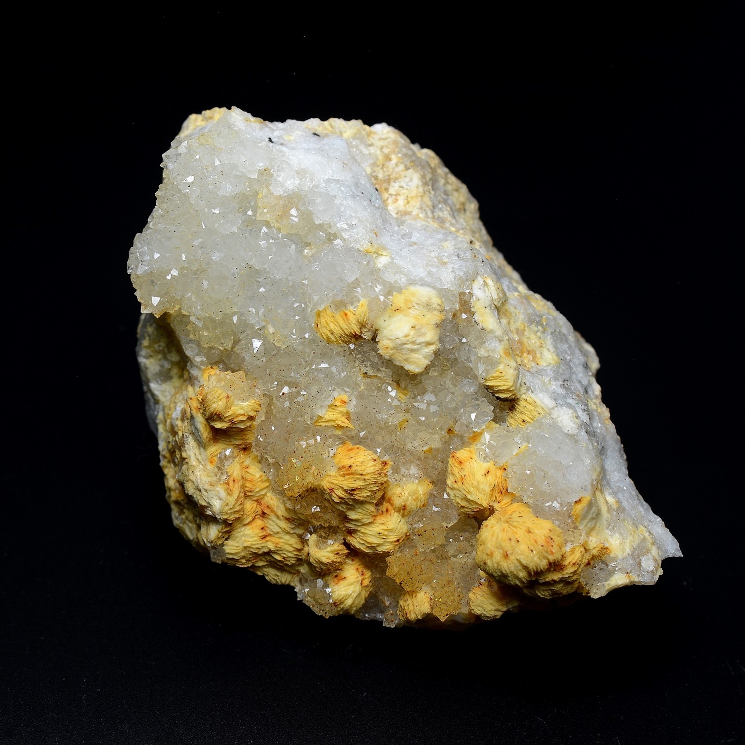 Baryte on quartz - Cuzac, Lot, France