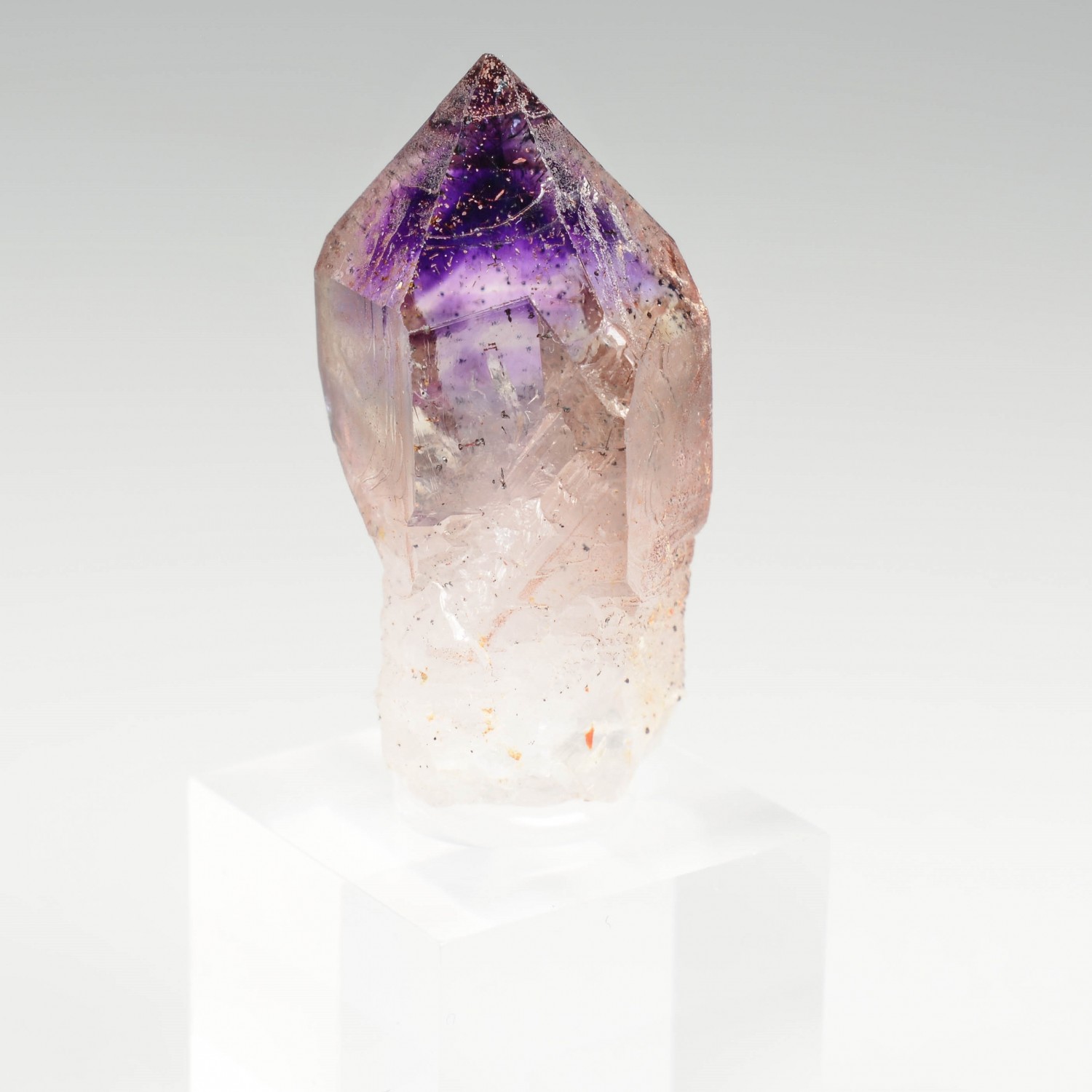 Amethyst - Maro Vaolavo, Madagascar