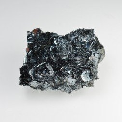 Hématite, fluorine - Face Sud des Droites, massif du Mont-Blanc, Haute-Savoie, France