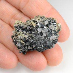 Fluorine et hématite - Face Sud des Droites, massif du Mont-Blanc, Haute-Savoie, France