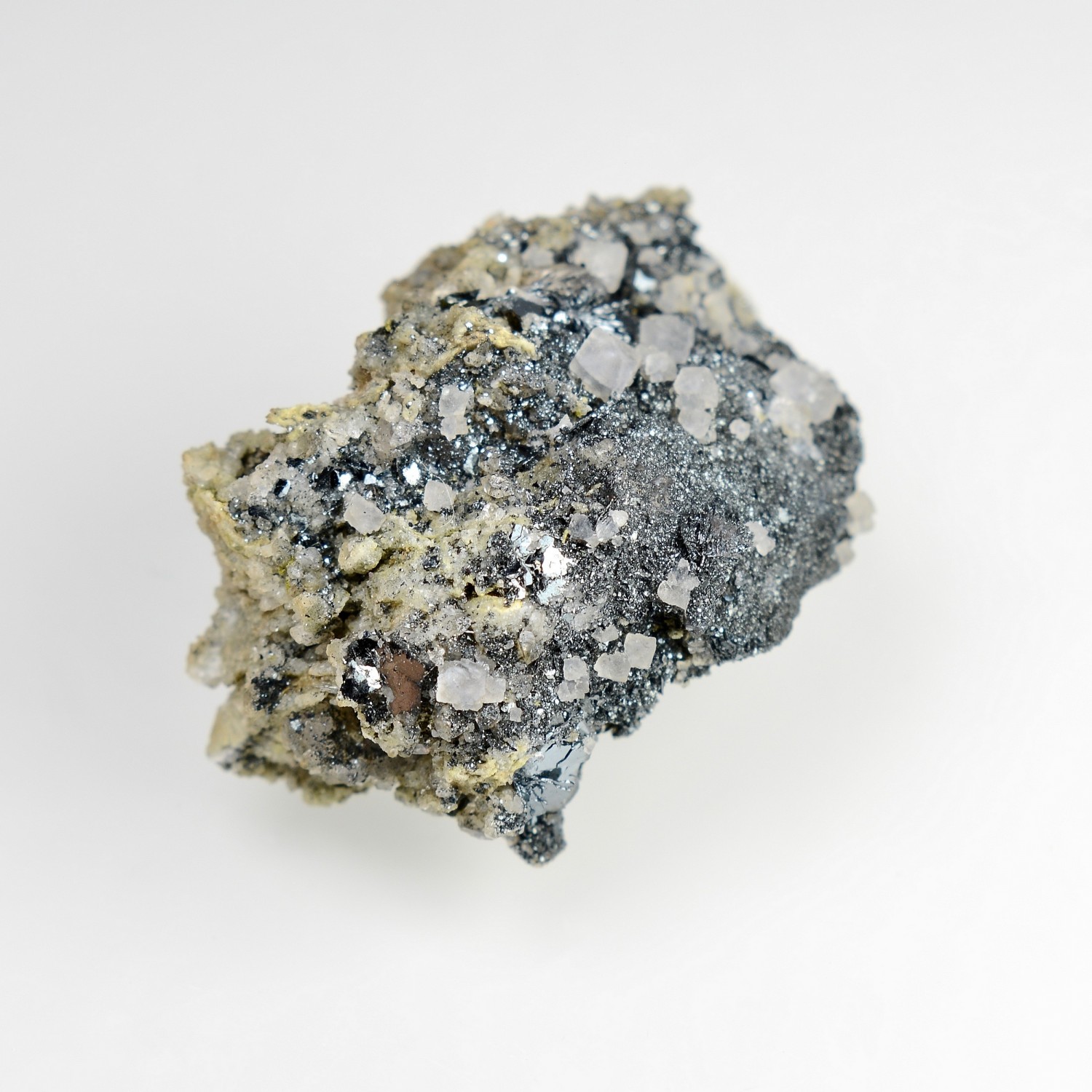 Fluorine et hématite - Face Sud des Droites, massif du Mont-Blanc, Haute-Savoie, France