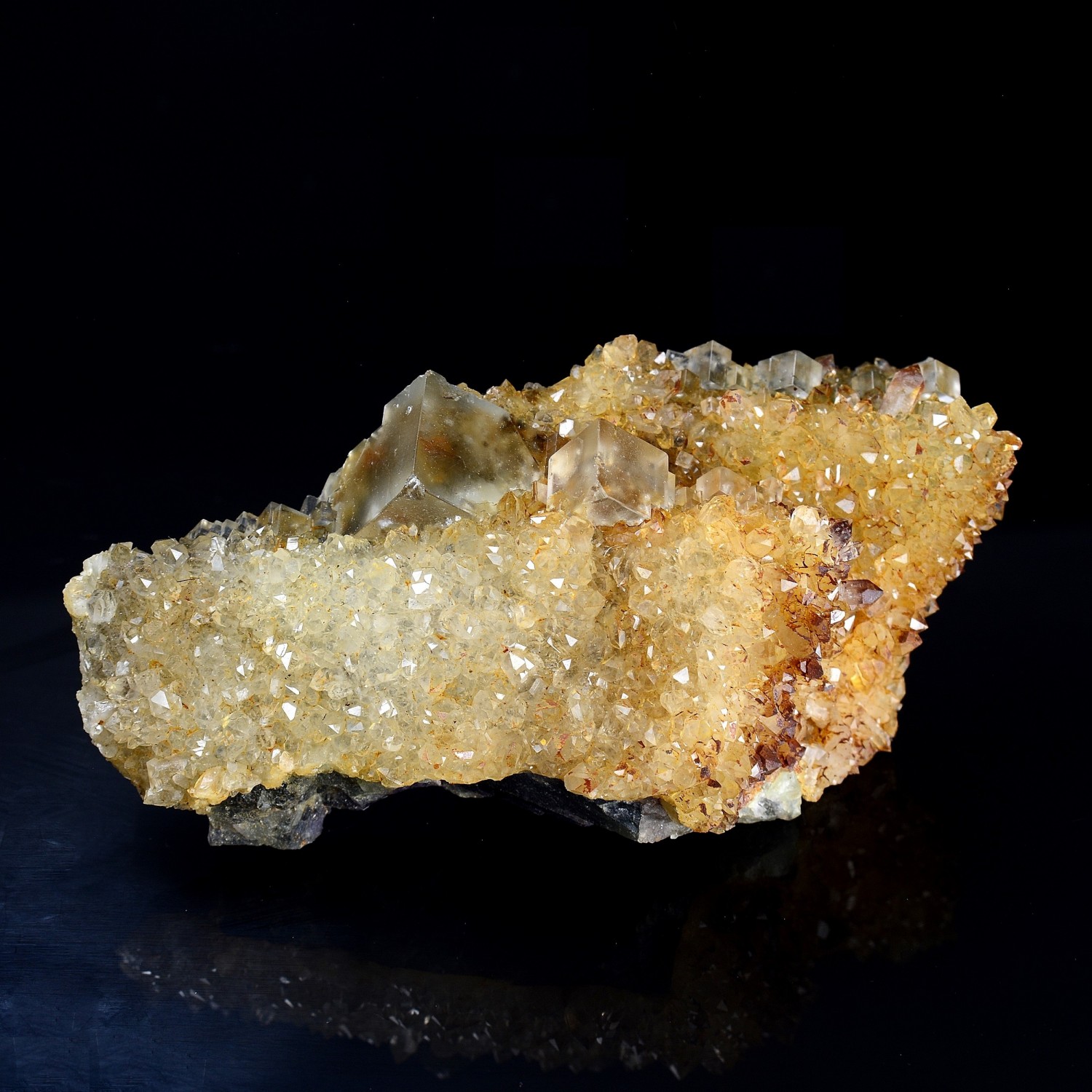 Fluorine et quartz - Pratclaux, Haute-Loire, France