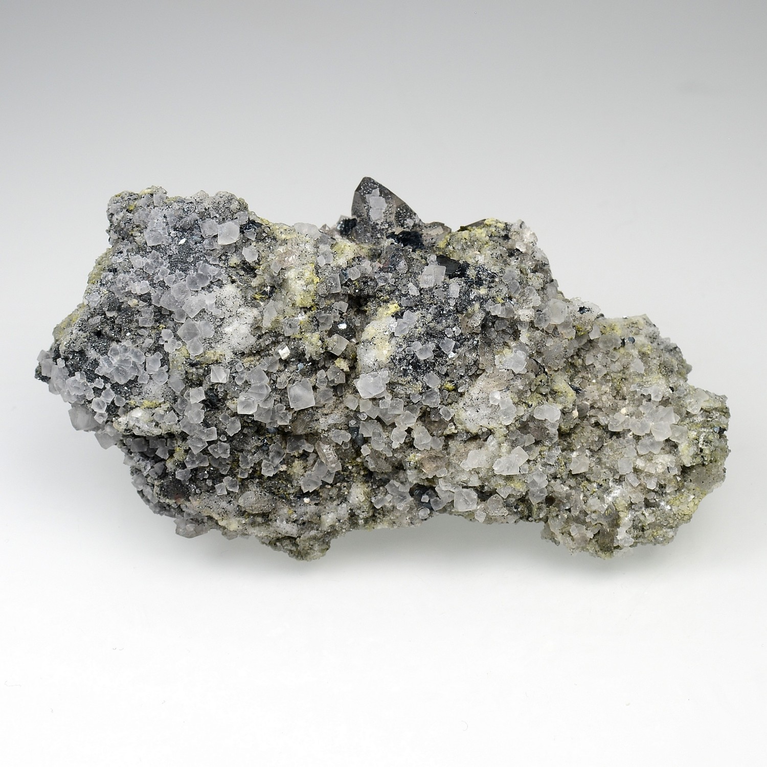 Quartz, fluorine, hématite - Face Sud des Droites, massif du Mont-Blanc, Haute-Savoie, France