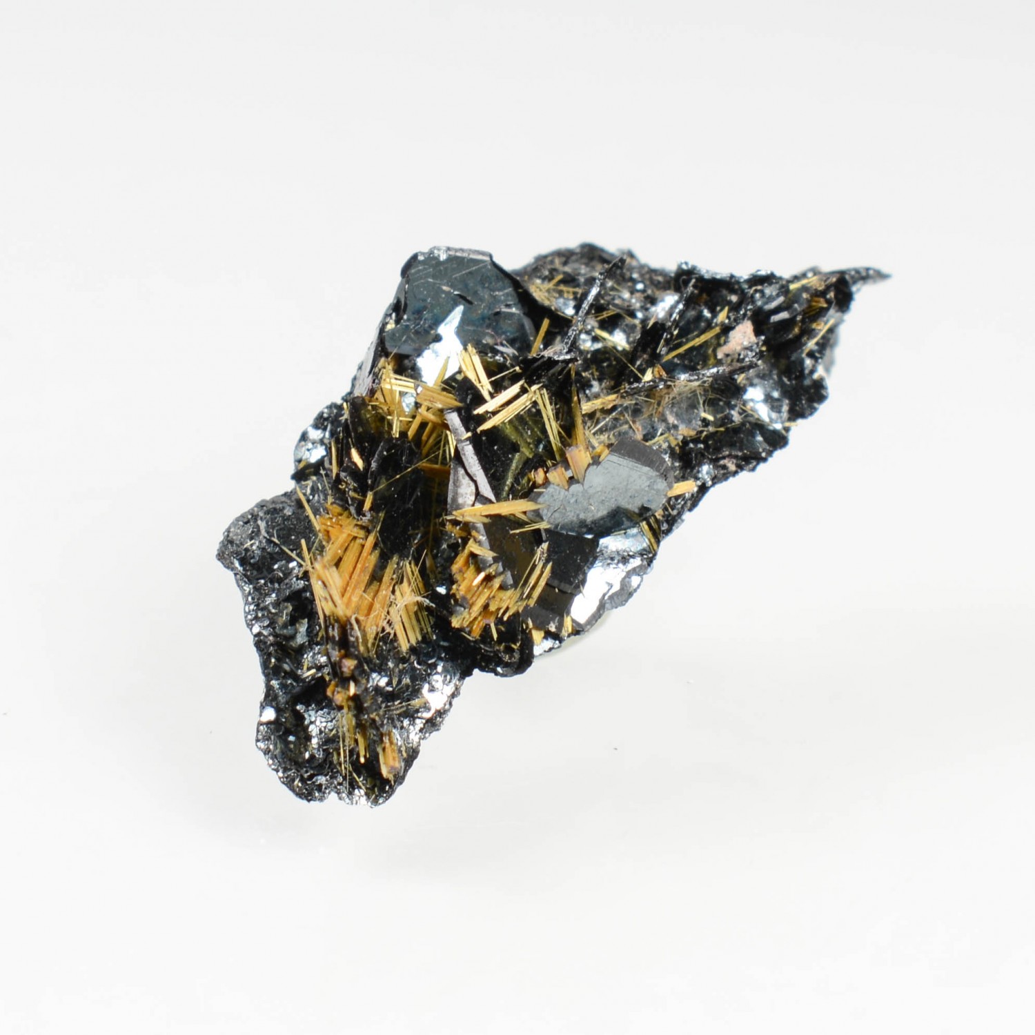 Rutile and hematite - Novo Horizonte, Bahia, Brazil