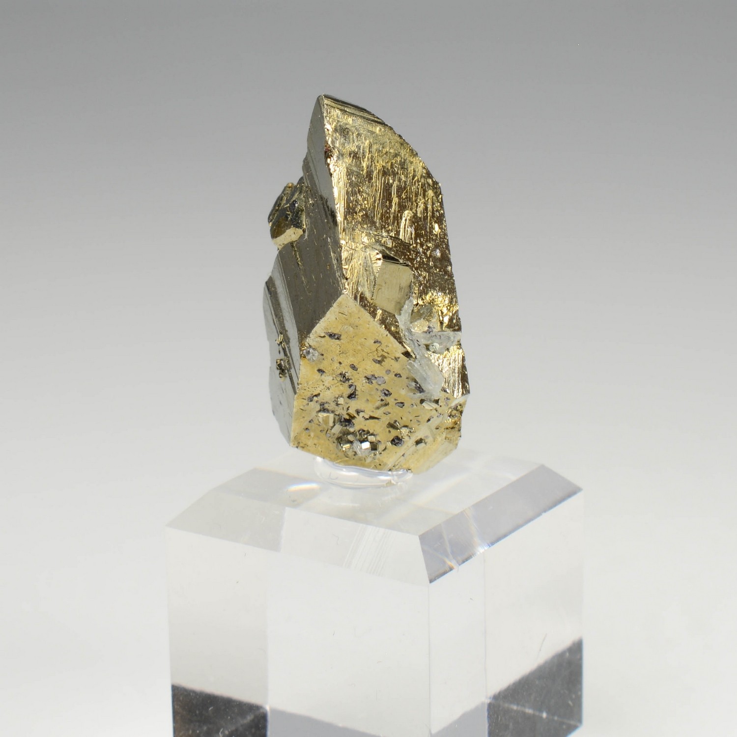 Rhombohedral pyrite - Borieva mine, Madan, Bulgaria