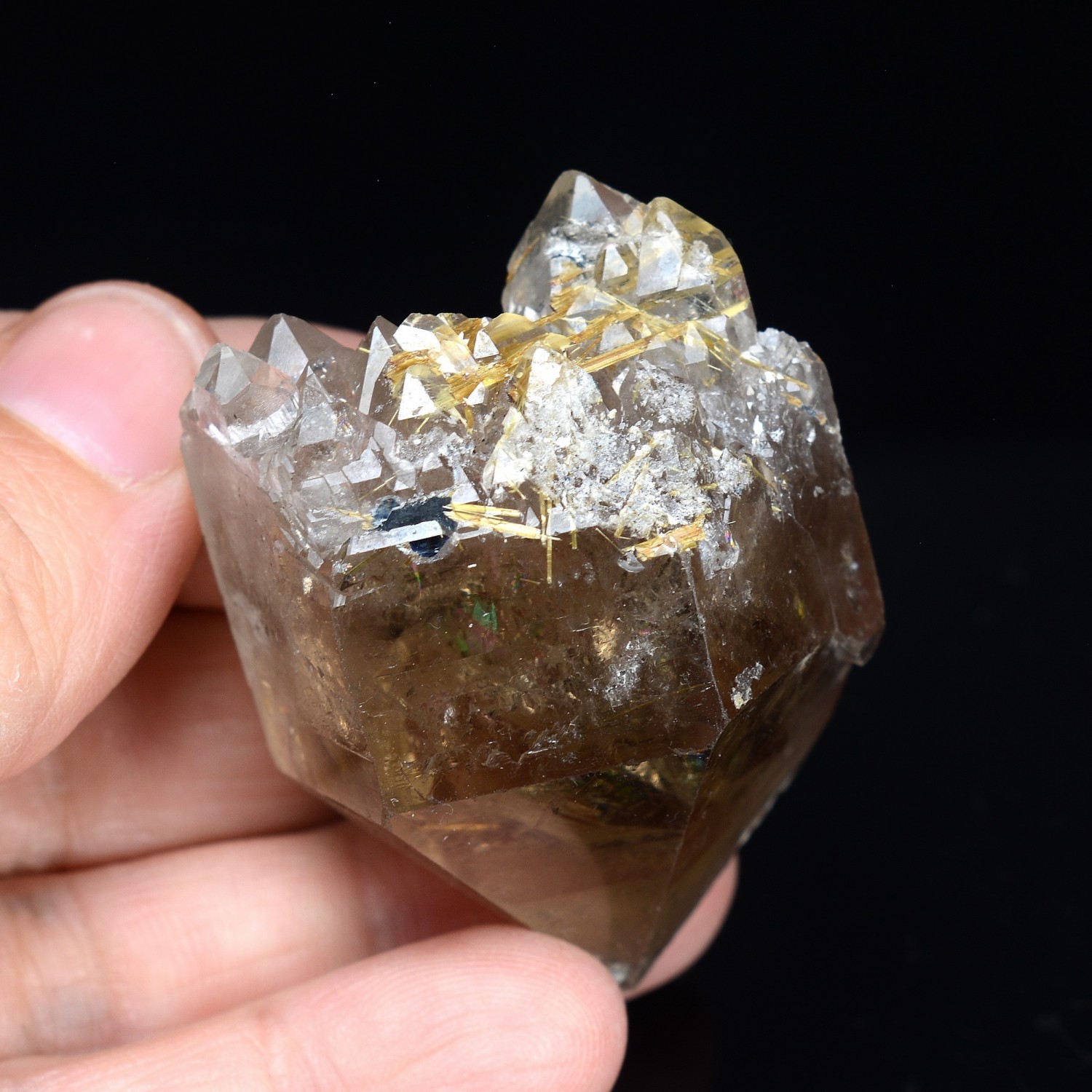 Rutile hematite inclusions in quartz - Novo Horizonte, Bahia, Brazil