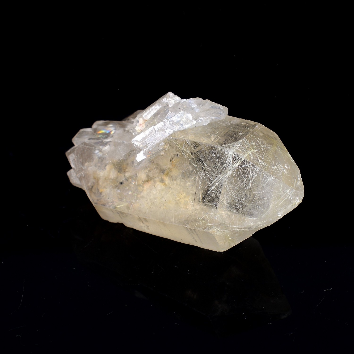 Rutile inclusions in quartz - Novo Horizonte, Bahia, Brazil