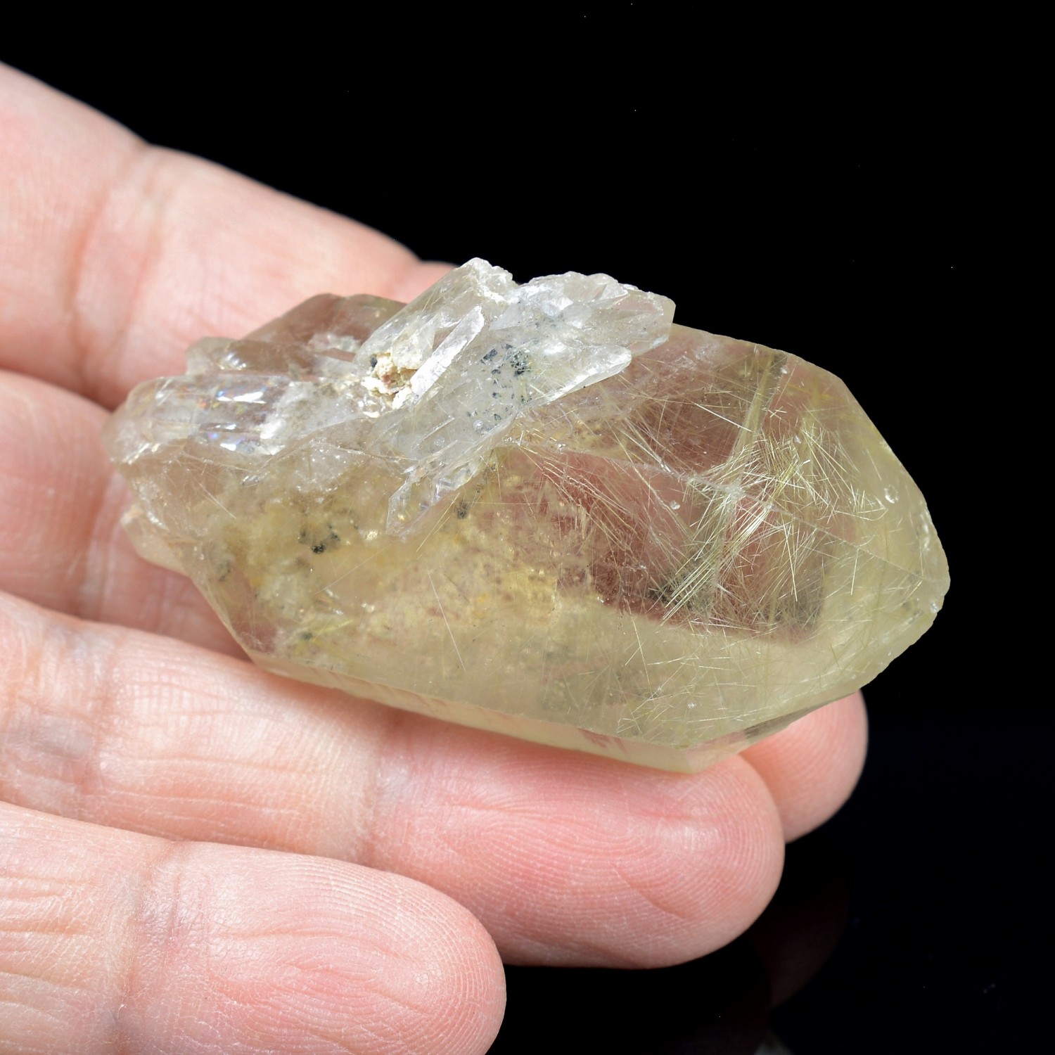 Rutile inclusions in quartz - Novo Horizonte, Bahia, Brazil