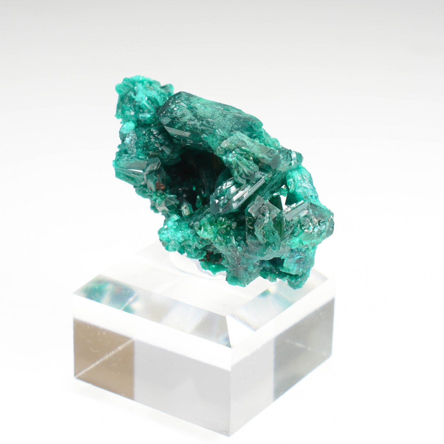 Dioptase - N'tola, District minier de Mindouli, République du Congo