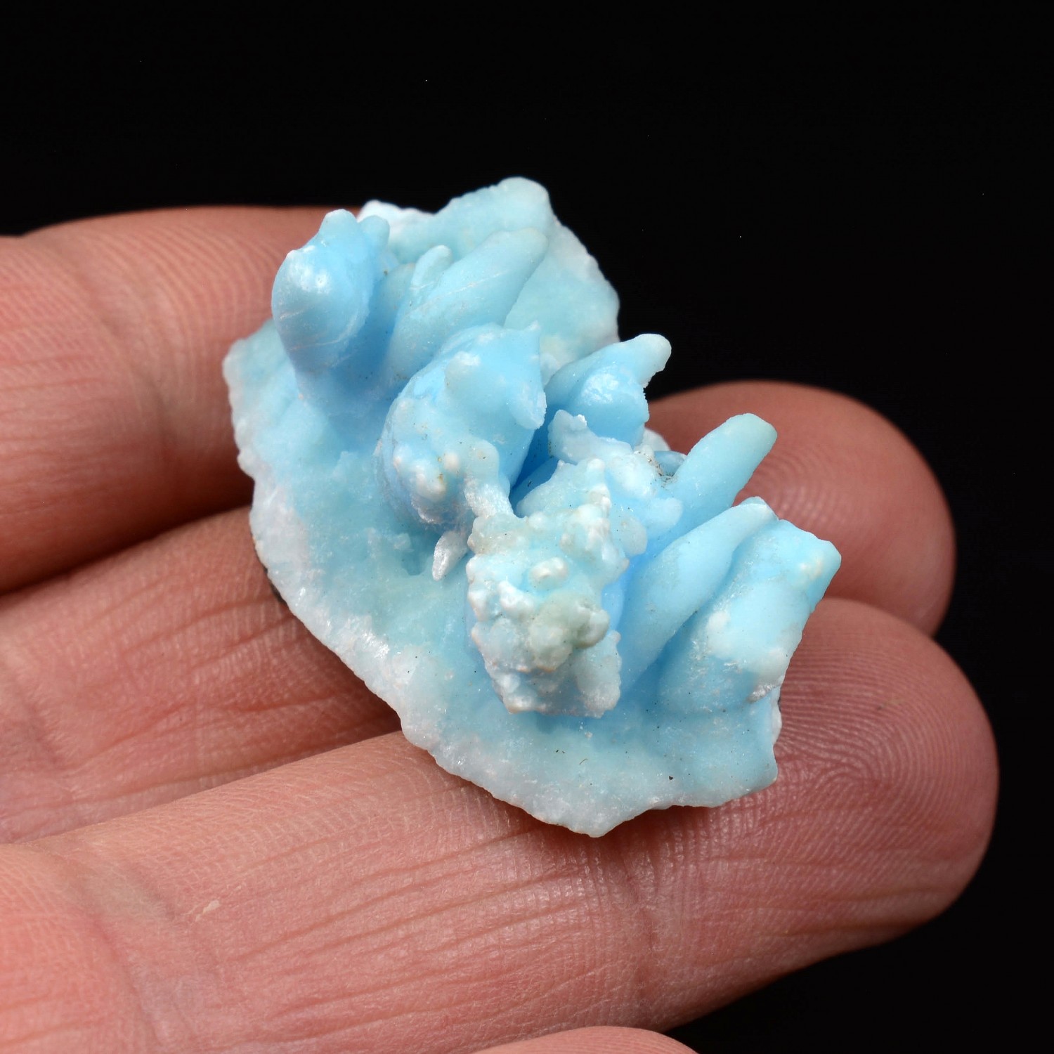 Blue aragonite - Dongshuang mine, Yunan province, China
