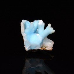 Blue aragonite - Dongshuang mine, Yunan province, China