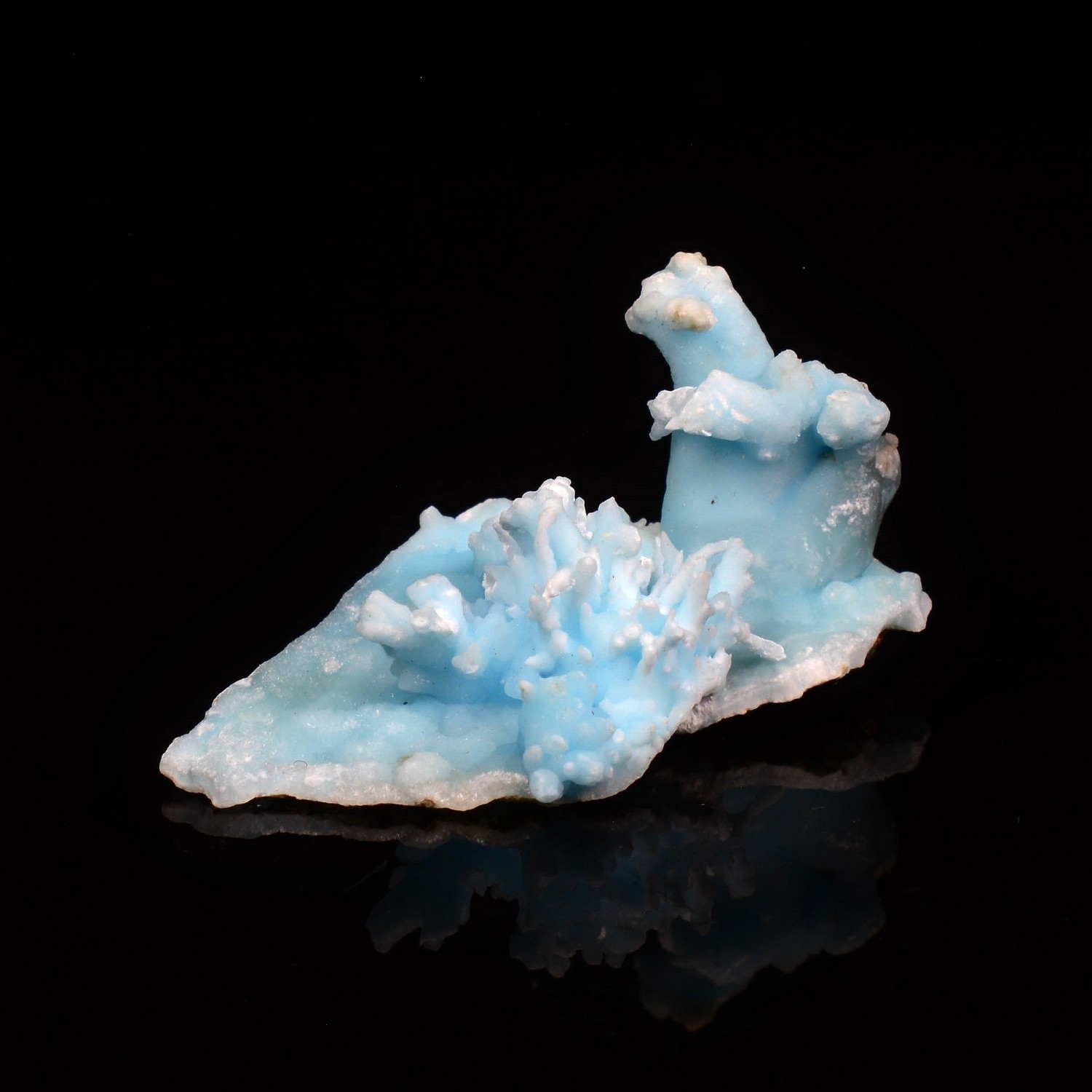 Blue aragonite - Dongshuang mine, Yunan province, China