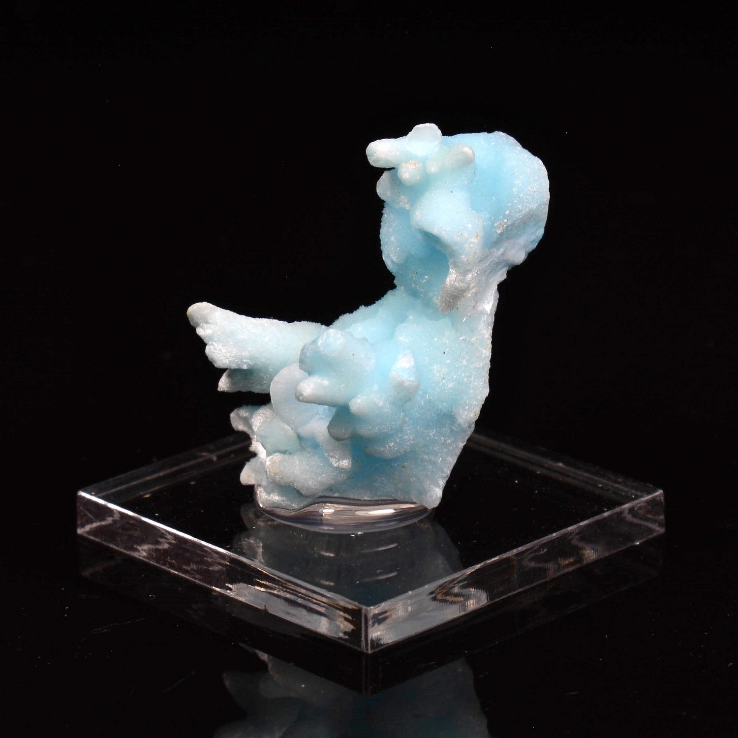 Blue aragonite - Dongshuang mine, Yunan province, China