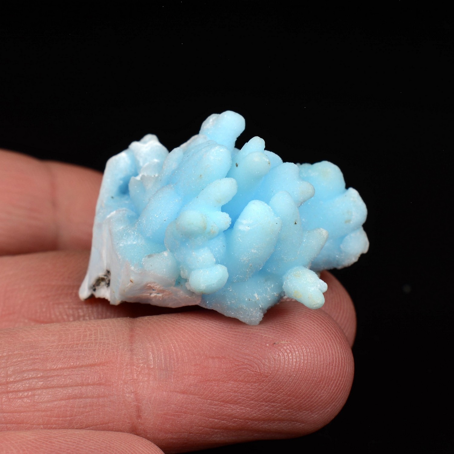 Blue aragonite - Dongshuang mine, Yunan province, China
