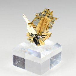 Rutile and haematite - Novo Horizonte, Bahia, Brazil