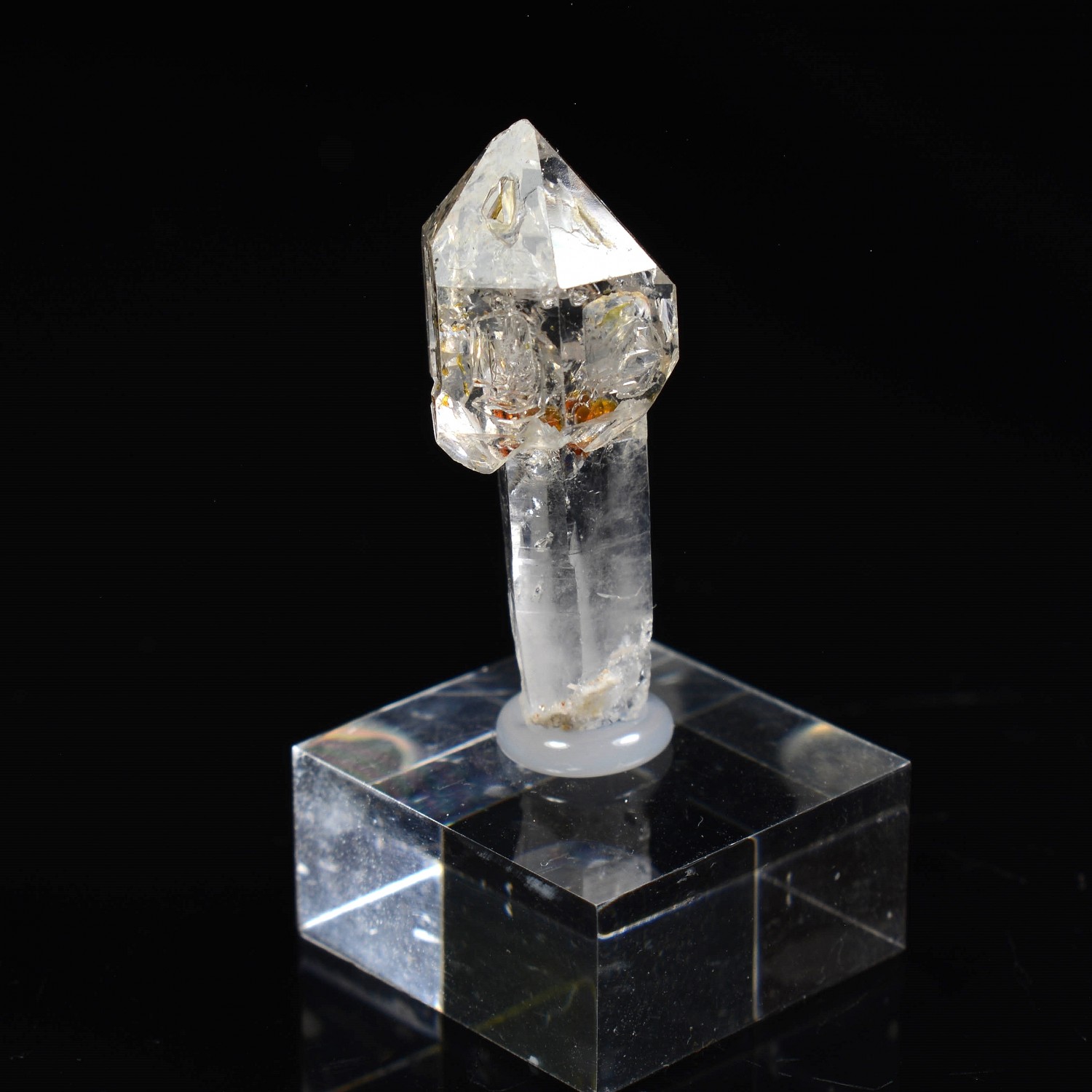 Firefly quartz with petroleum inclusions - Madirobe, Madagascar