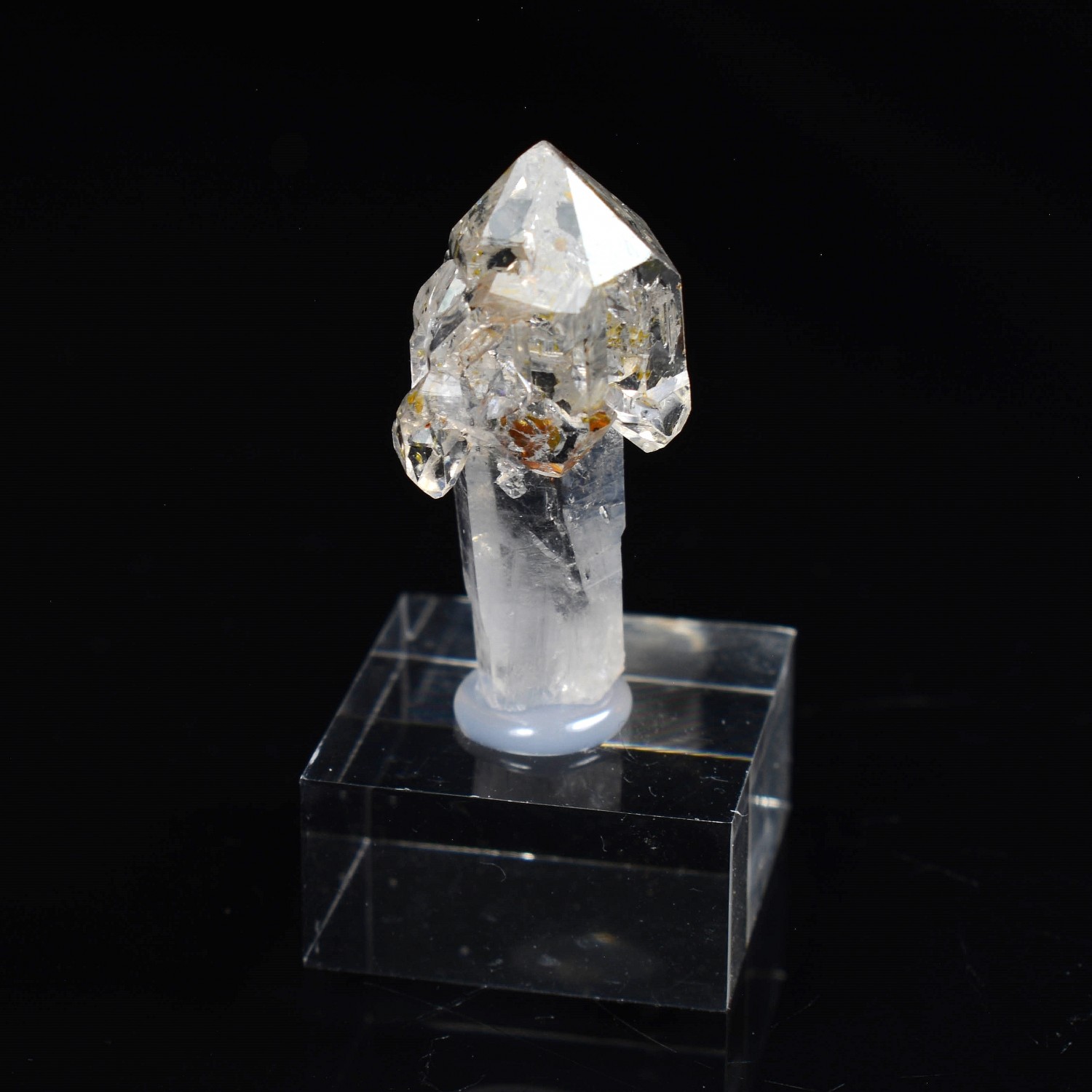 Firefly quartz with petroleum inclusions - Madirobe, Madagascar