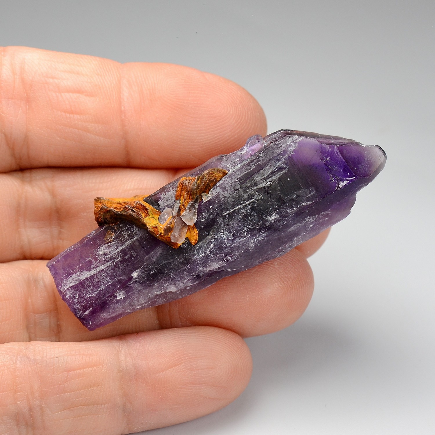 Amethyst - Tignere, Adamawa region, Cameroun