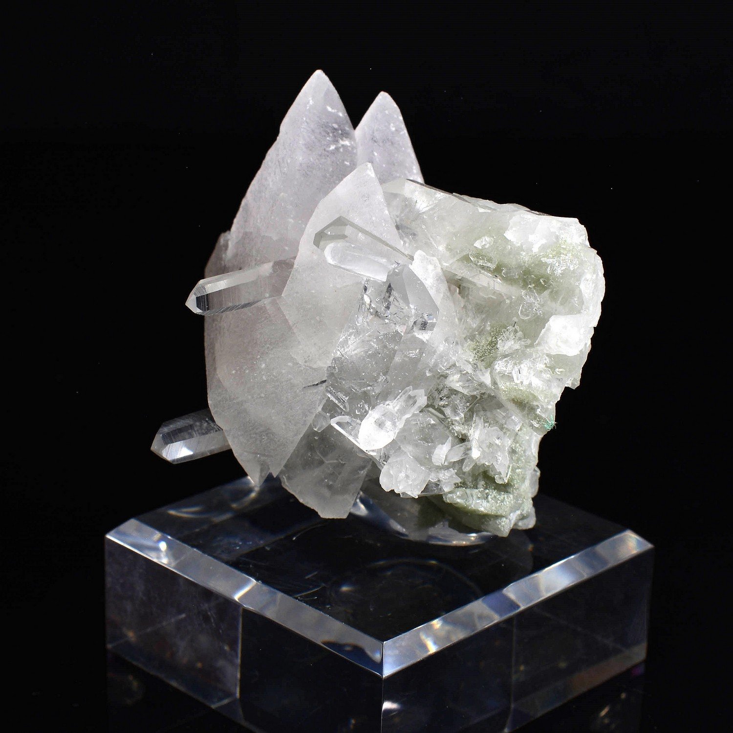 Calcite and quartz - Fond Poulain, Maronne, Isère, France