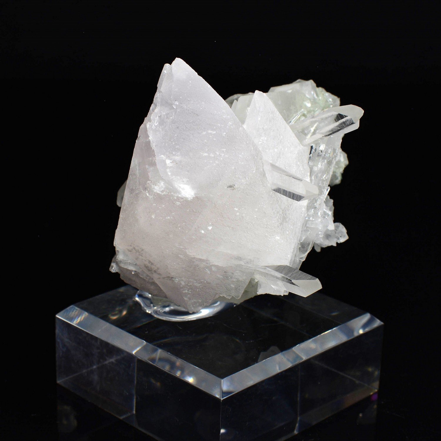 Calcite and quartz - Fond Poulain, Maronne, Isère, France