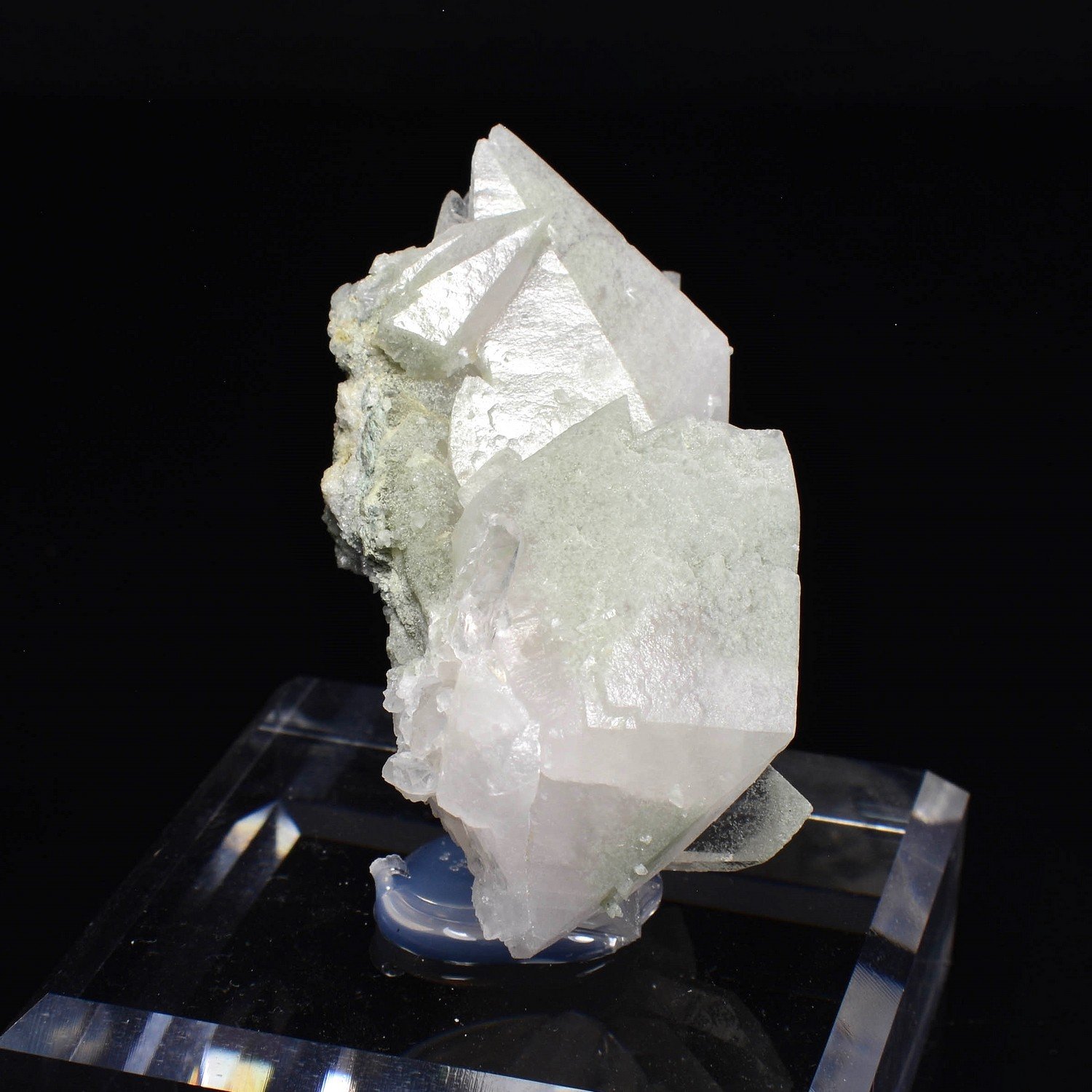 Calcite and quartz - Fond Poulain, Maronne, Isère, France