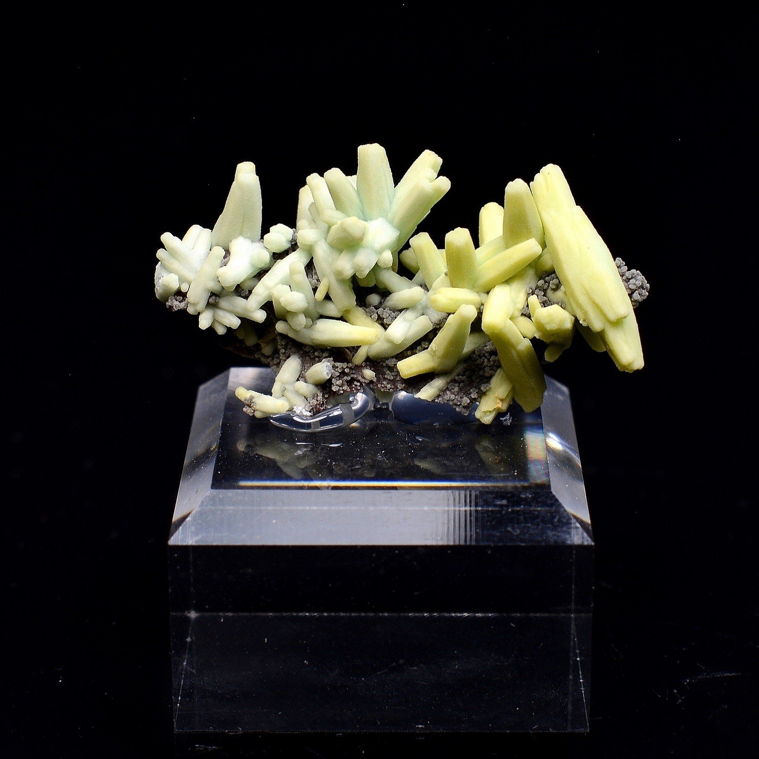 Plumbogummite psm après pyromorphite - Mine Yangshuo, Chine