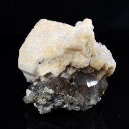 Calcite on quartz - Mont Blanc Massif, Haute-Savoie, France
