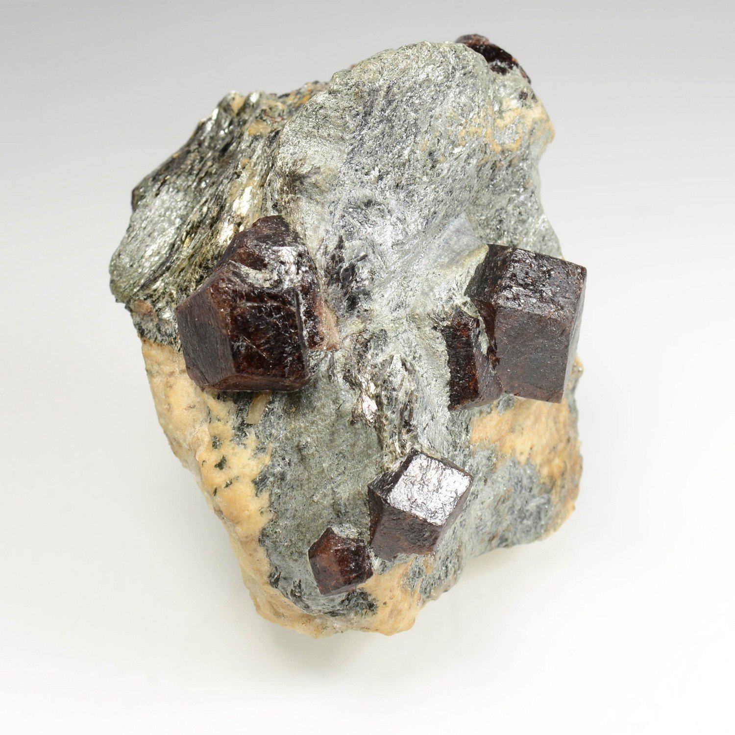 Almandine garnet - Tyrol, Austria