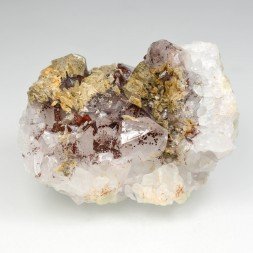 Calcite et fluorine sur quartz - L'Argentolle, Saône-et-Loire, France