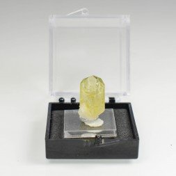 Brazilianite - Minas Gerais, Brazil