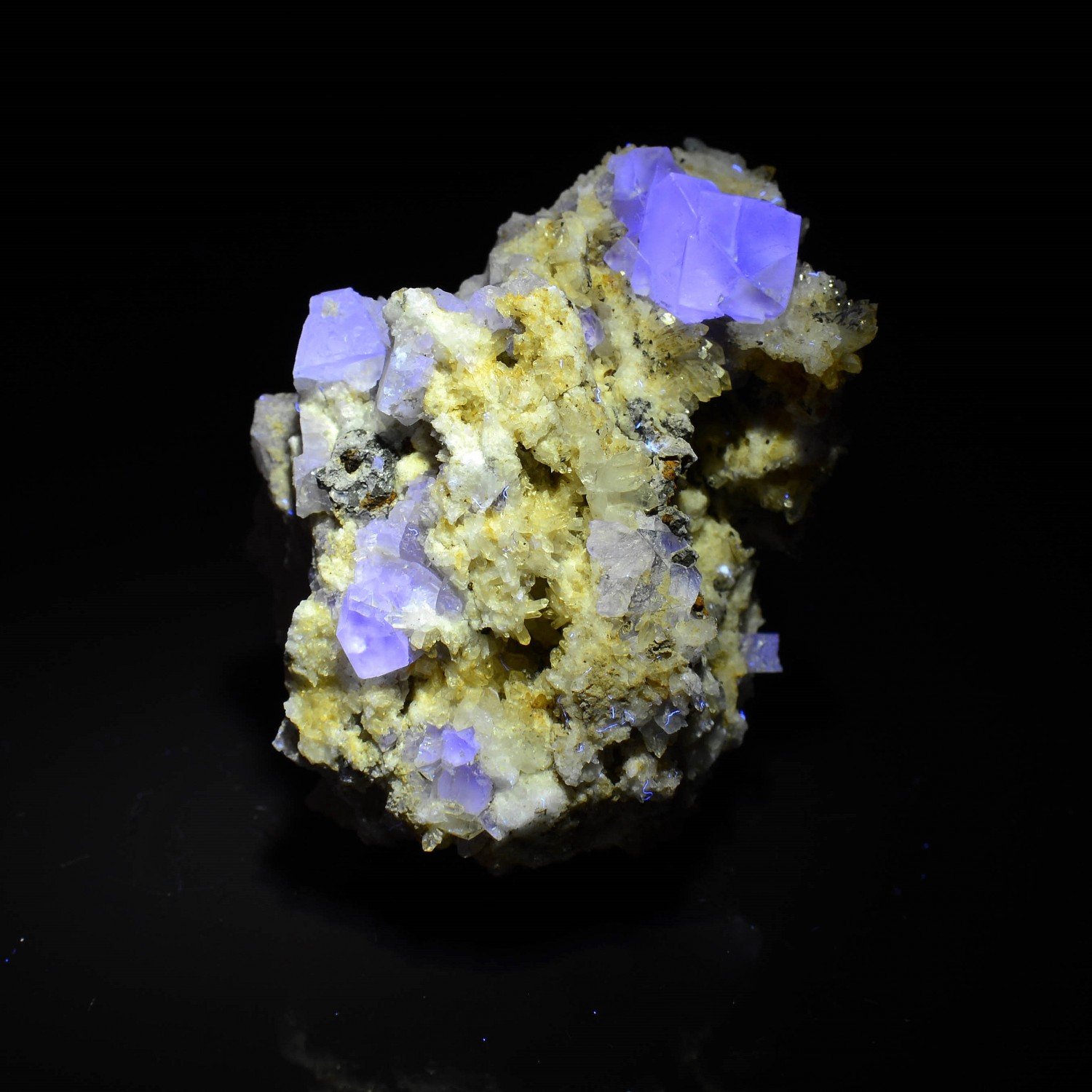 Fluorite, quartz, galena - Grand Châtelard, Jarrier, Savoie, France