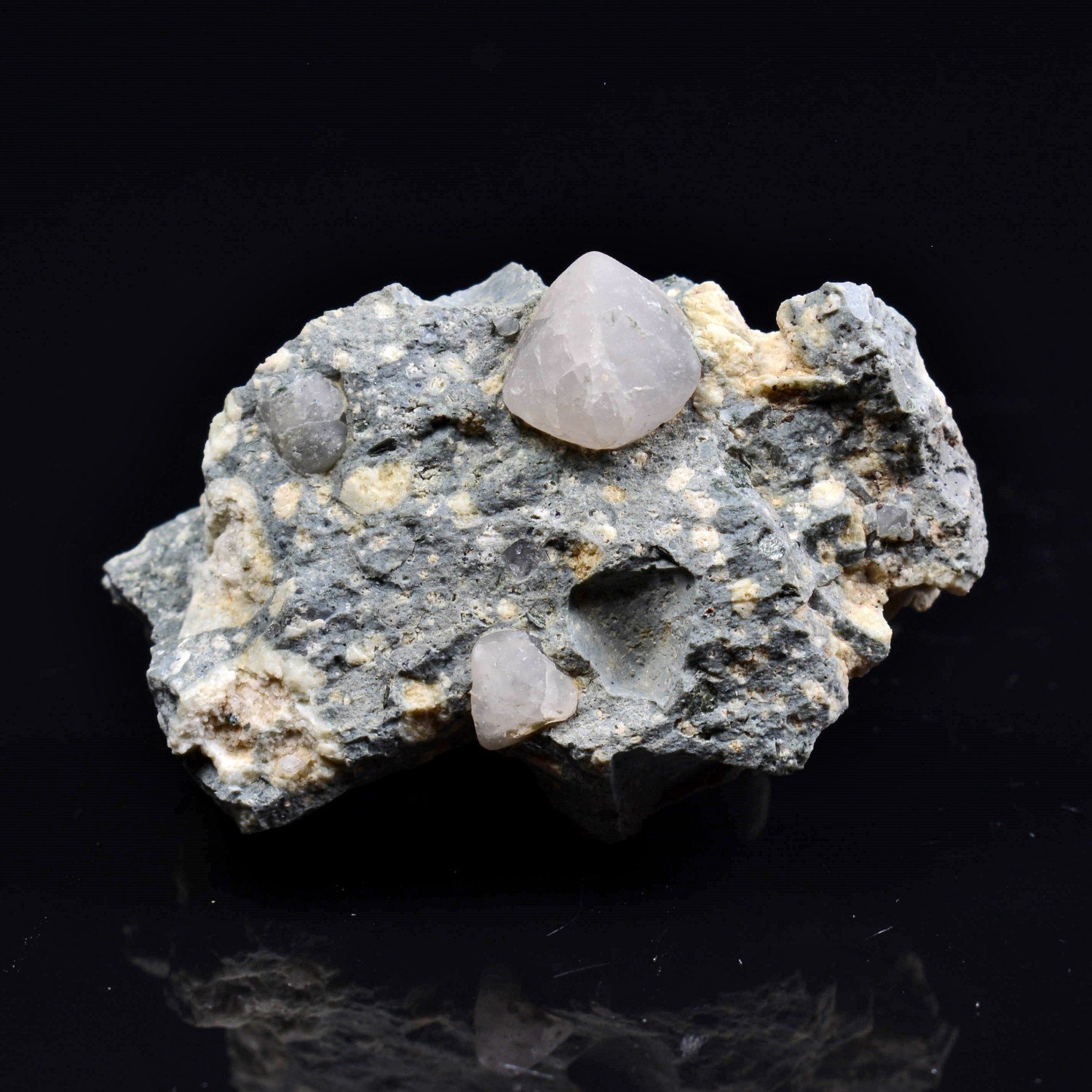 Quartz "bêta" - Saint-Raphaël, Var, France