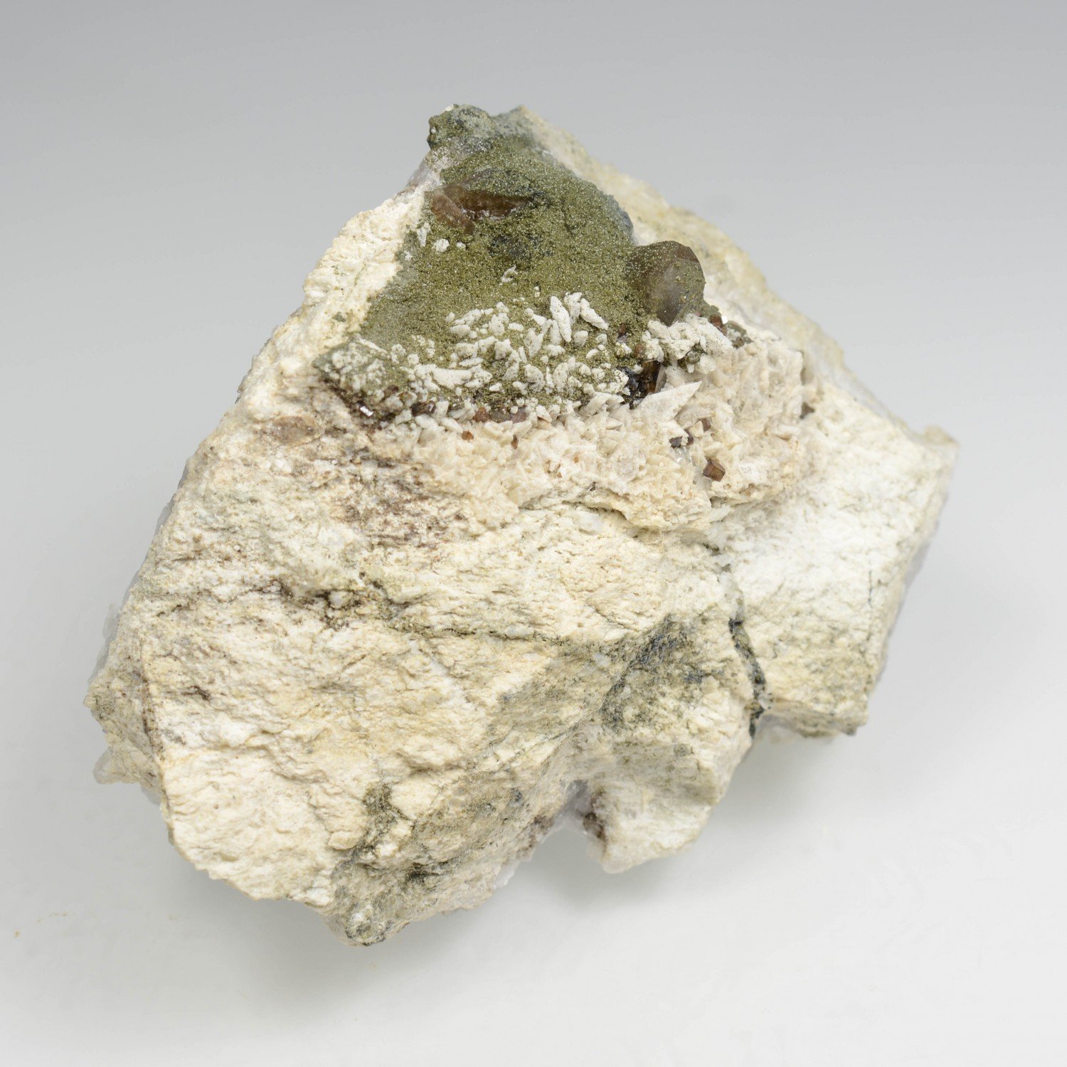 Anatase, calcite, quartz, chlorite - Entre-Deux-Roches, Lauzière Massif, Savoie, France