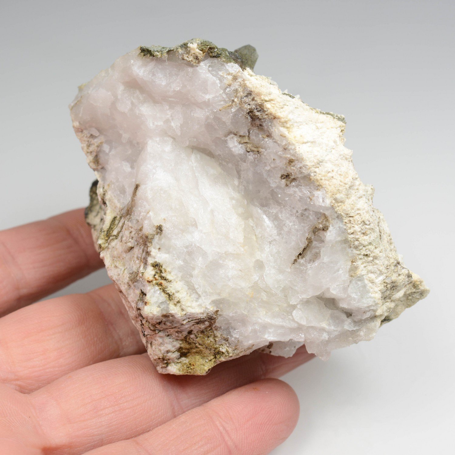 Anatase, calcite, quartz, chlorite - Entre-Deux-Roches, Lauzière Massif, Savoie, France