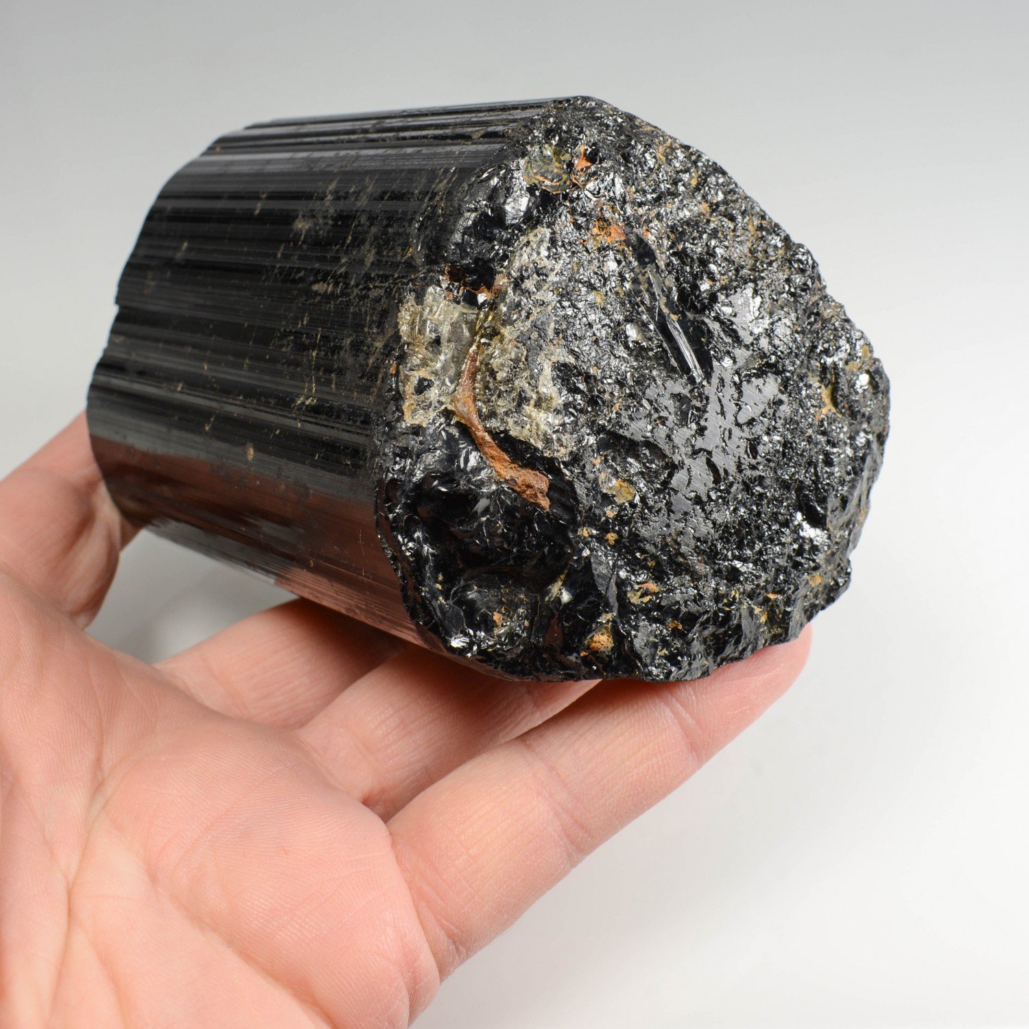 rmaline var. schorl - Pegmatites d'Ambatosoratra, Madagascar