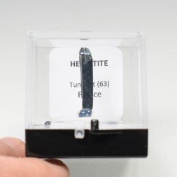 Hematite - Puy-de-Tunisset, Puy-de-Dôme, France