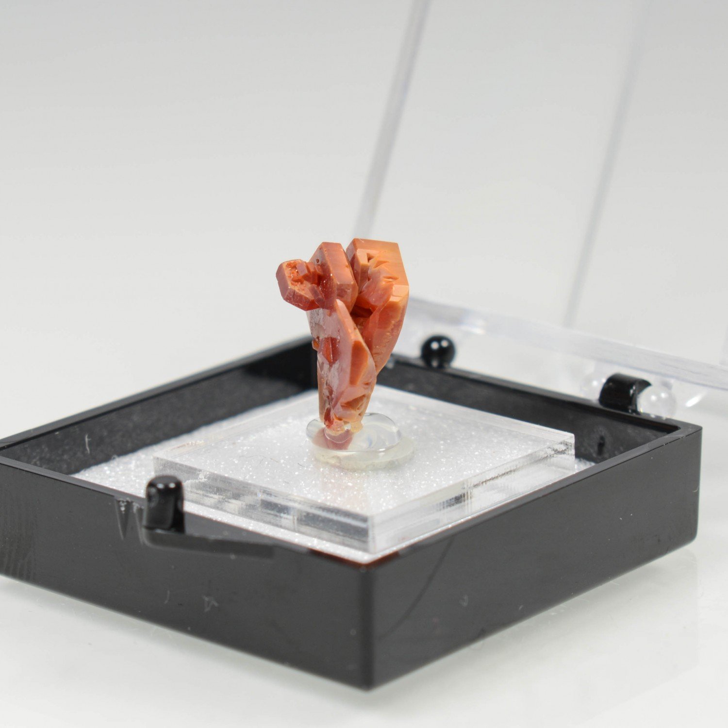Vanadinite - Disctrict minier de Mibladen, Maroc