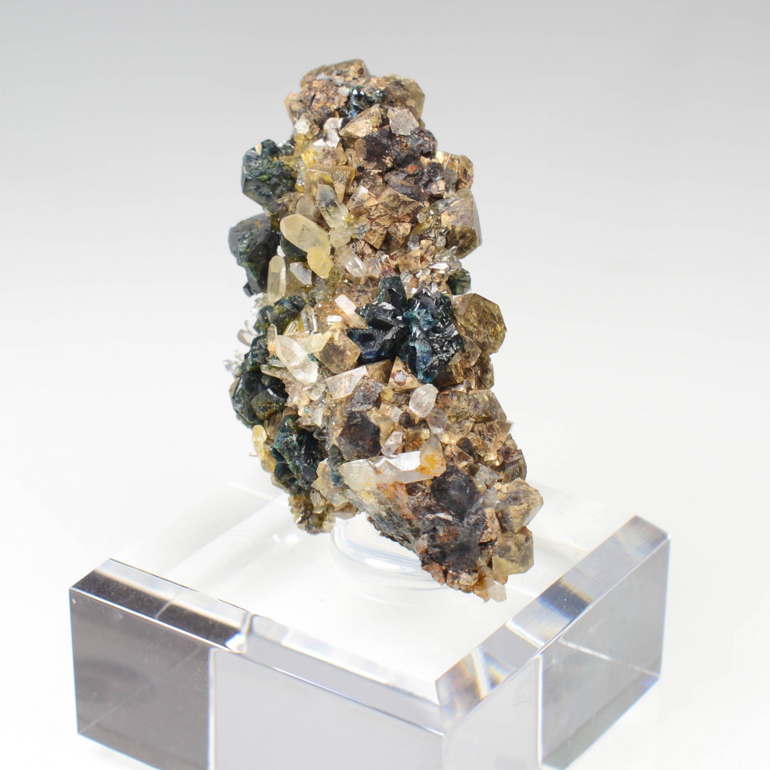 Lazulite, siderite and quartz - Rapid Creek, Yukon, Canada